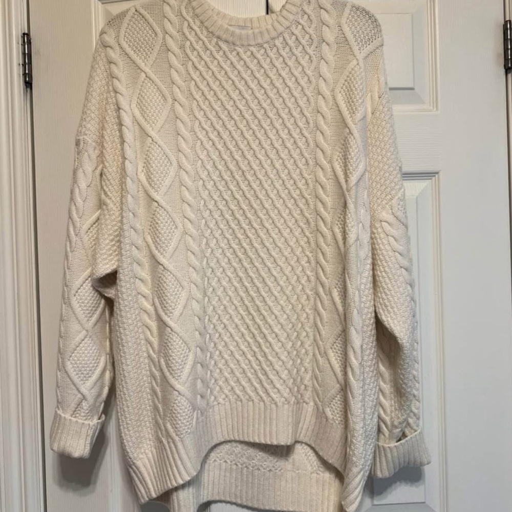 Aritzia Peggy Sweater